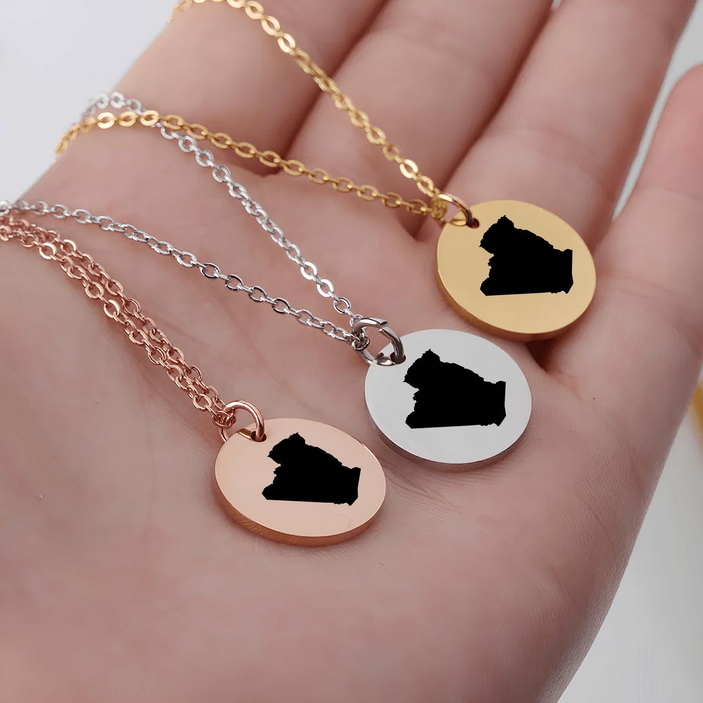 Algeria Country Map Necklace - Personalizable Jewelry