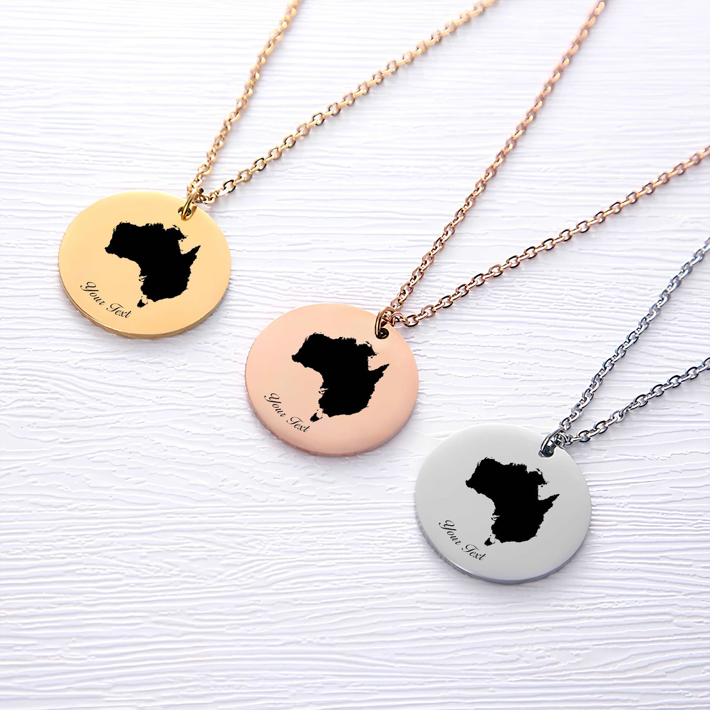 Australia Country Map Necklace - Personalizable Jewelry