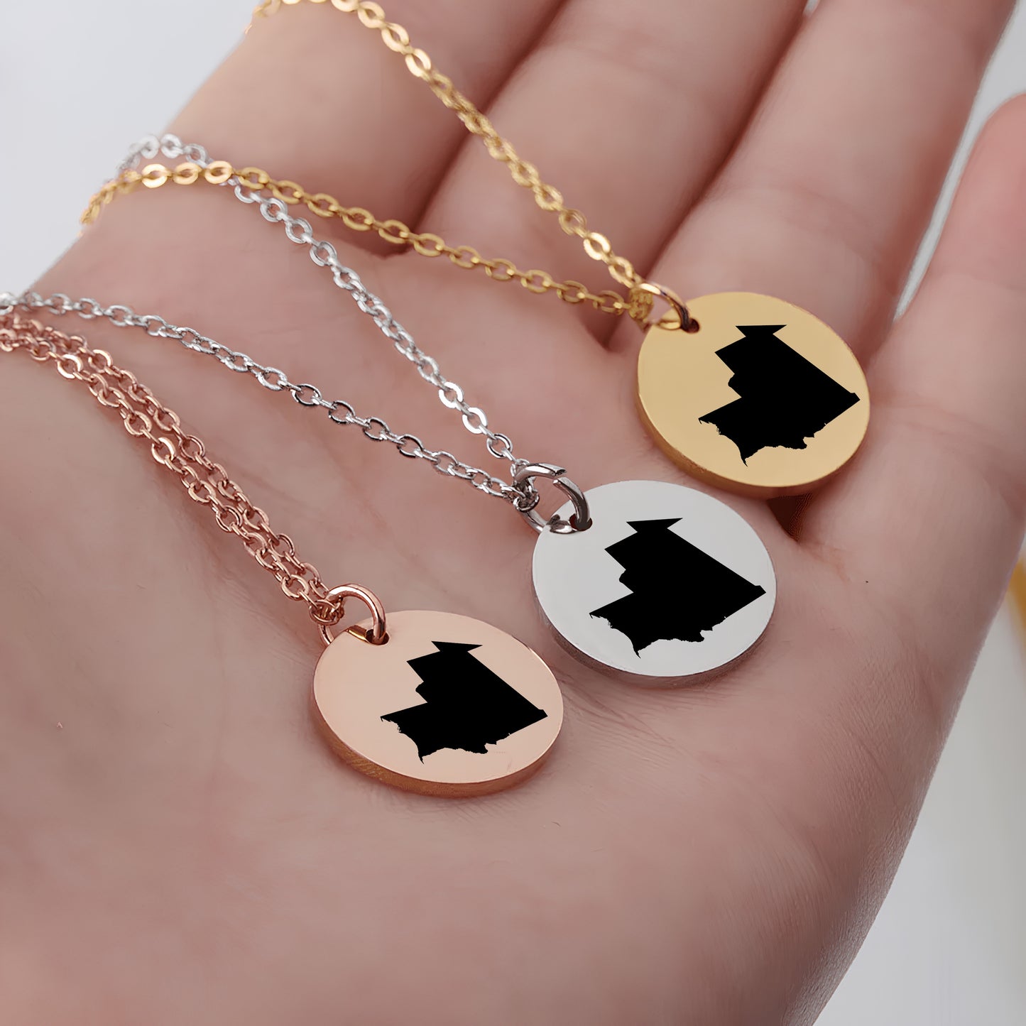 Mauritania Country Map Necklace - Personalizable Jewelry