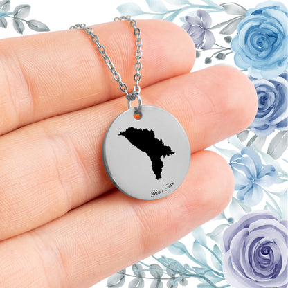 Moldova Country Map Necklace - Personalizable Jewelry