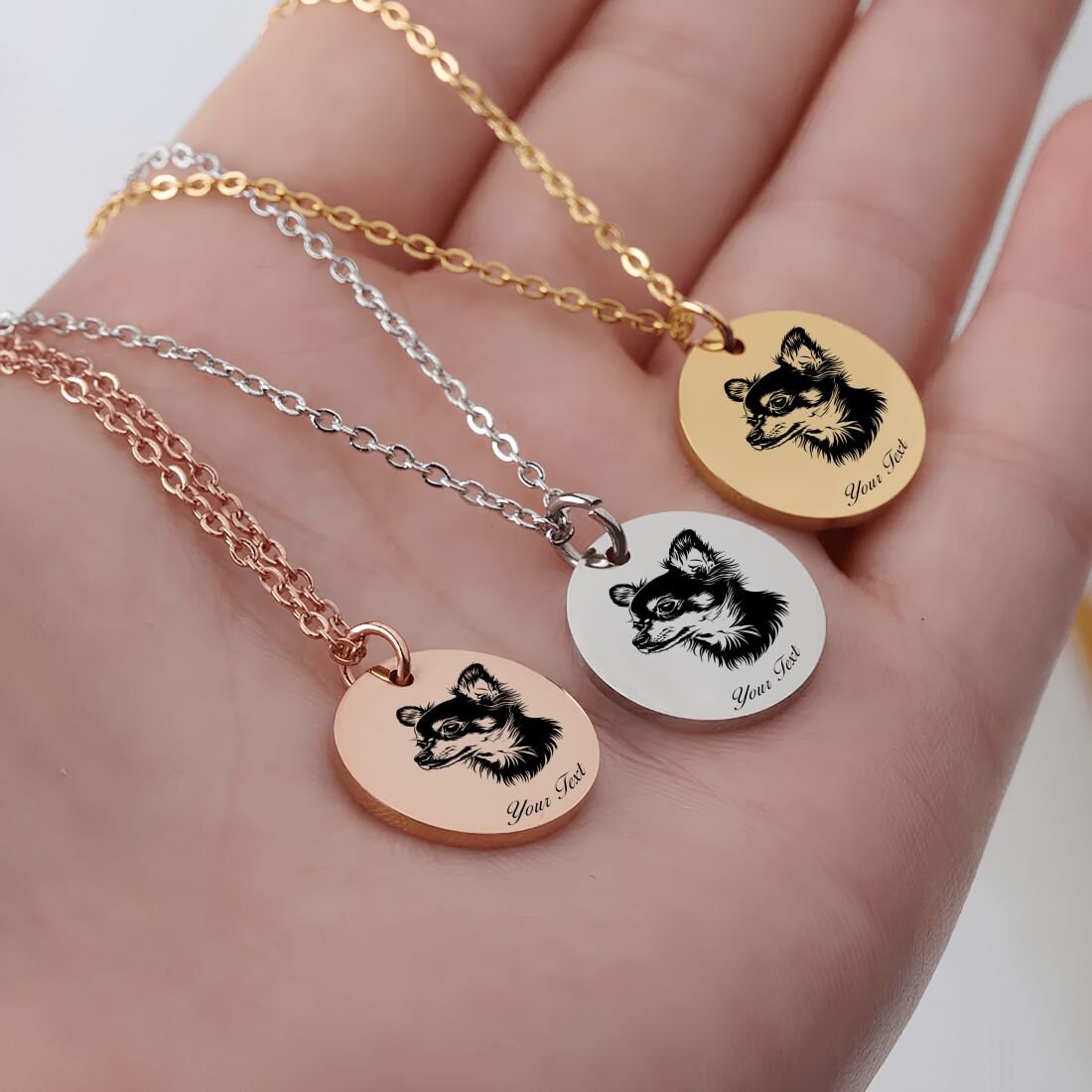 Chihuahua Dog Portrait Necklace - Personalizable Jewelry