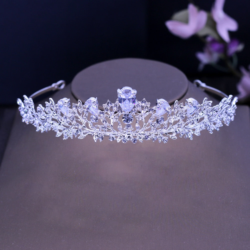 New Arrival Stunning Vintage Prong Setting Leaf Cubic Zircon Wedding Tiara Bridal Queen Princess Pag