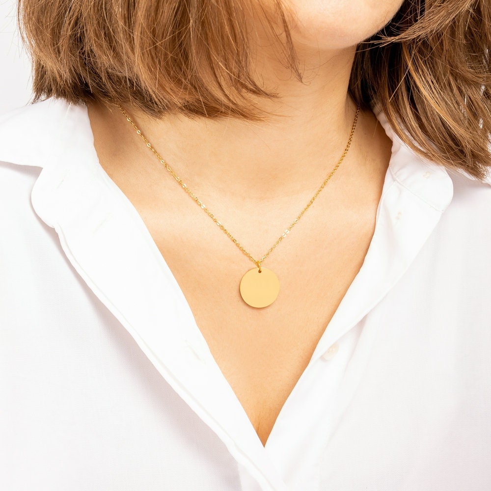 Qatar National Emblem Necklace - Personalizable Jewelry